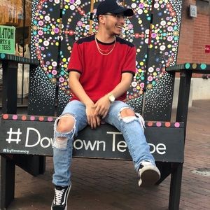 Meet your Posher, Adrian